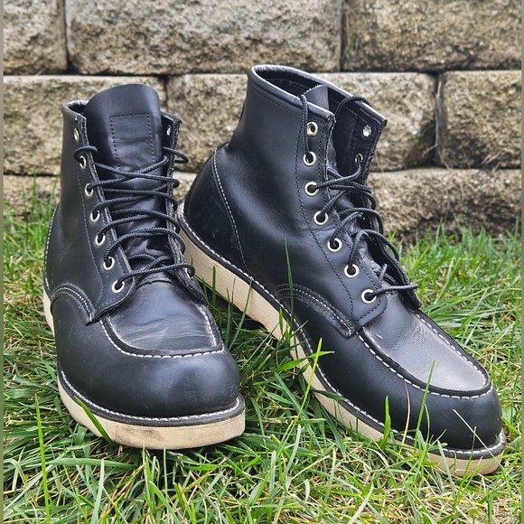 Red Wing Shoes Other - Red Wing Heritage Moc Toe Boots